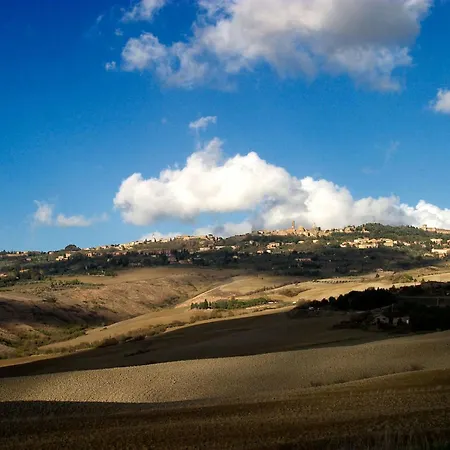 La Cisterna By Interhome Apartamento Volterra